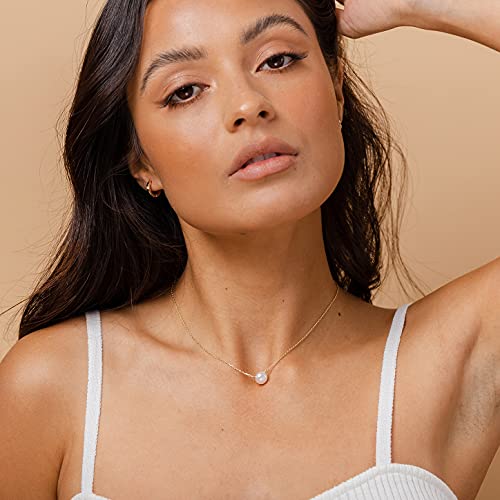 Handpicked AAA+ Freshwater Cultured Pearl Pendant Necklace for Women
| PAVOI Gold Freshwater Pearl Necklace for Women
|